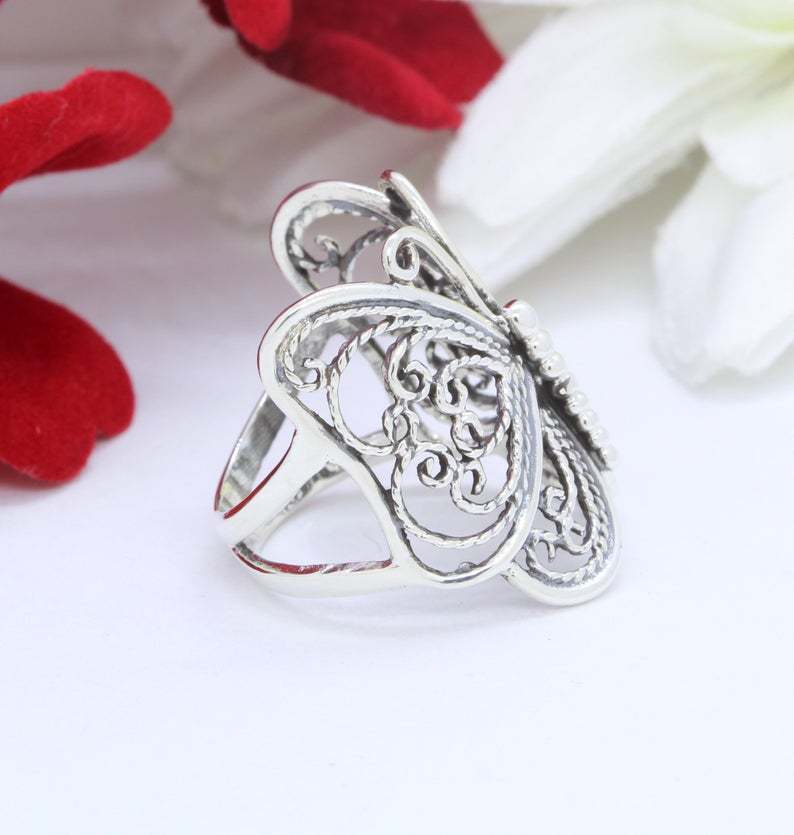 Retro Engraved Butterfly Ring