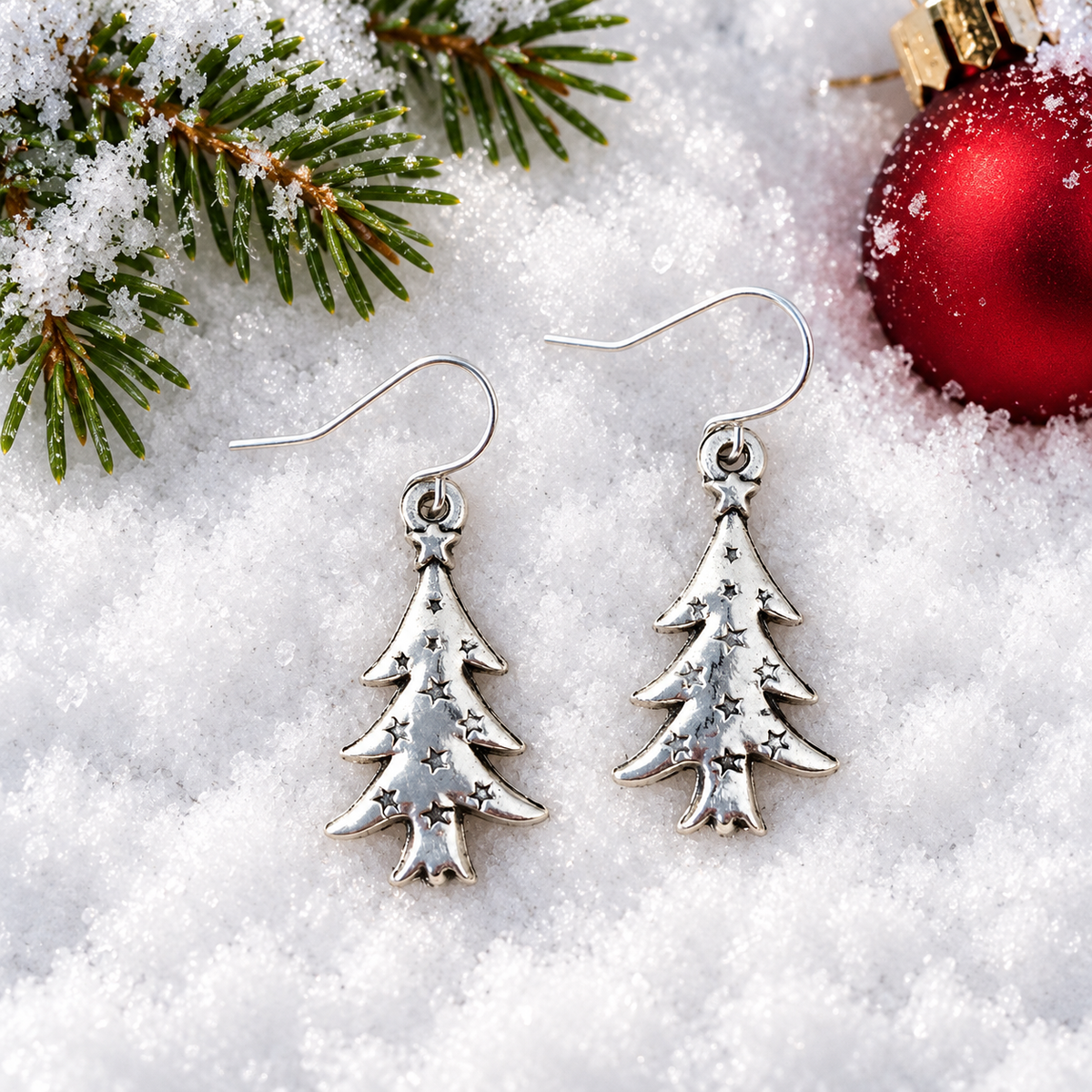 Exquisite and Simple Christmas Tree Earrings