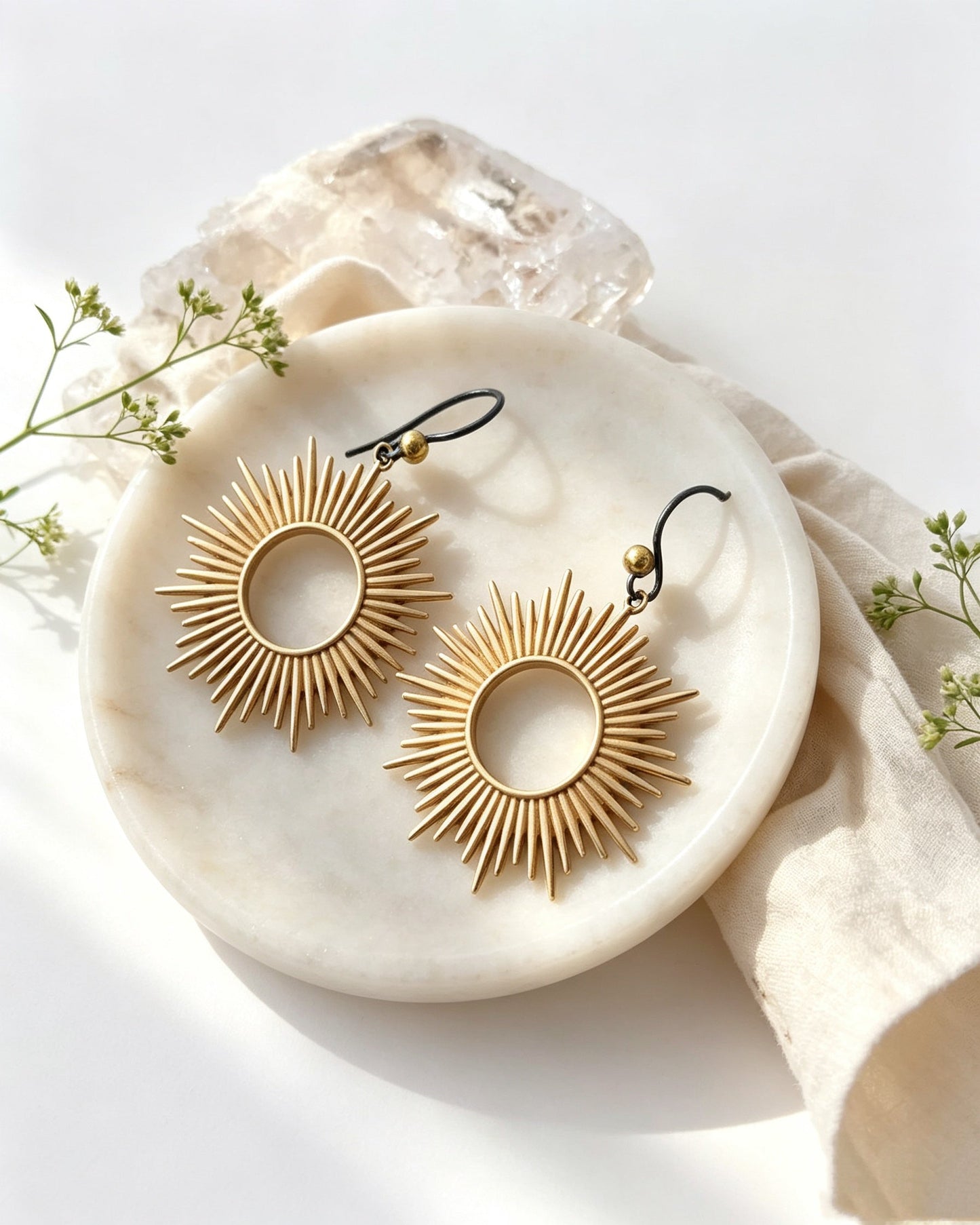 Recessed Sun Personality Earrings