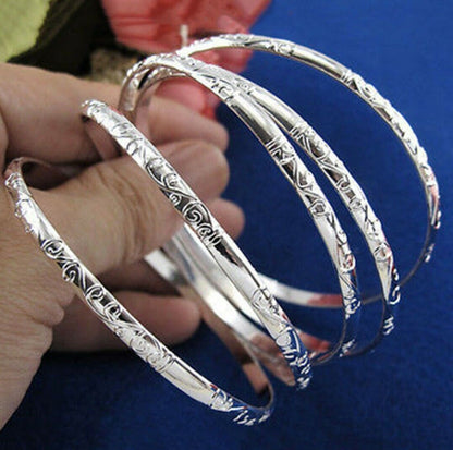 5-piece Embroidered Circular Silver Bracelets