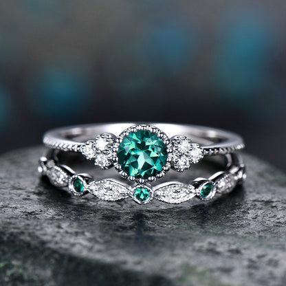 Two-piece Emerald Ring Set
