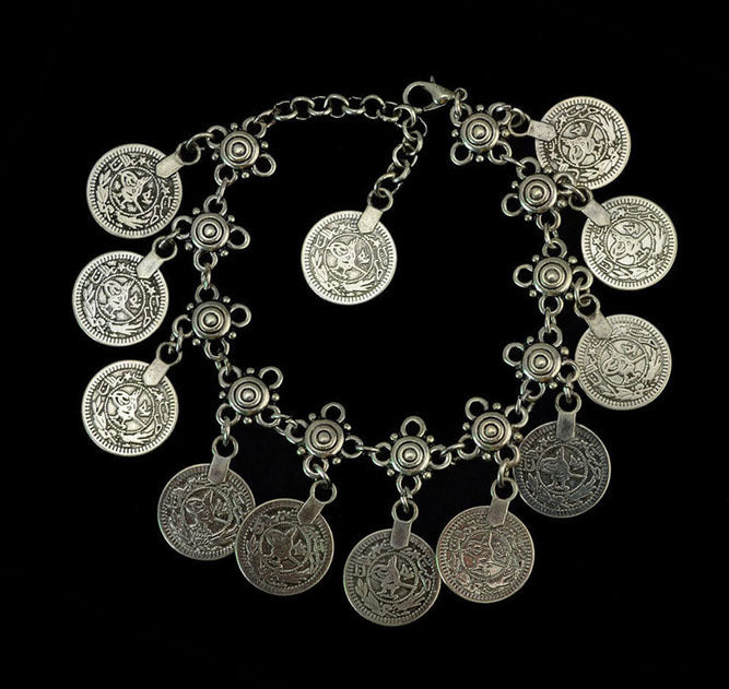 DIY Vintage-style Coin Anklet