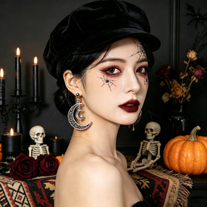 【Halloween Black Collection】 Hollow Crescent-shaped Earrings