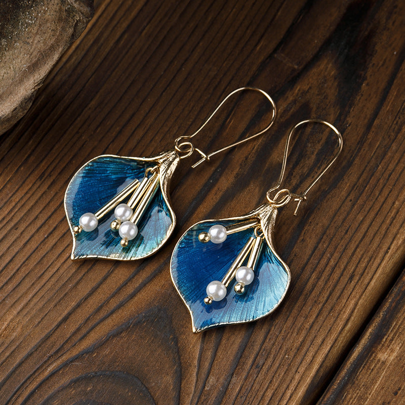 Pearl Flower Petal French-style Earrings
