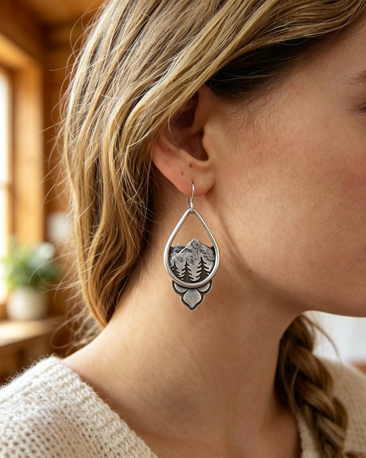 Waterdrop Mountain Forest Earring
