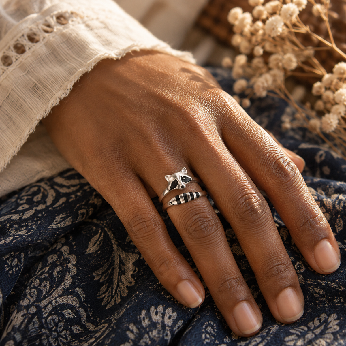 New Raccoon-shaped Open Ring