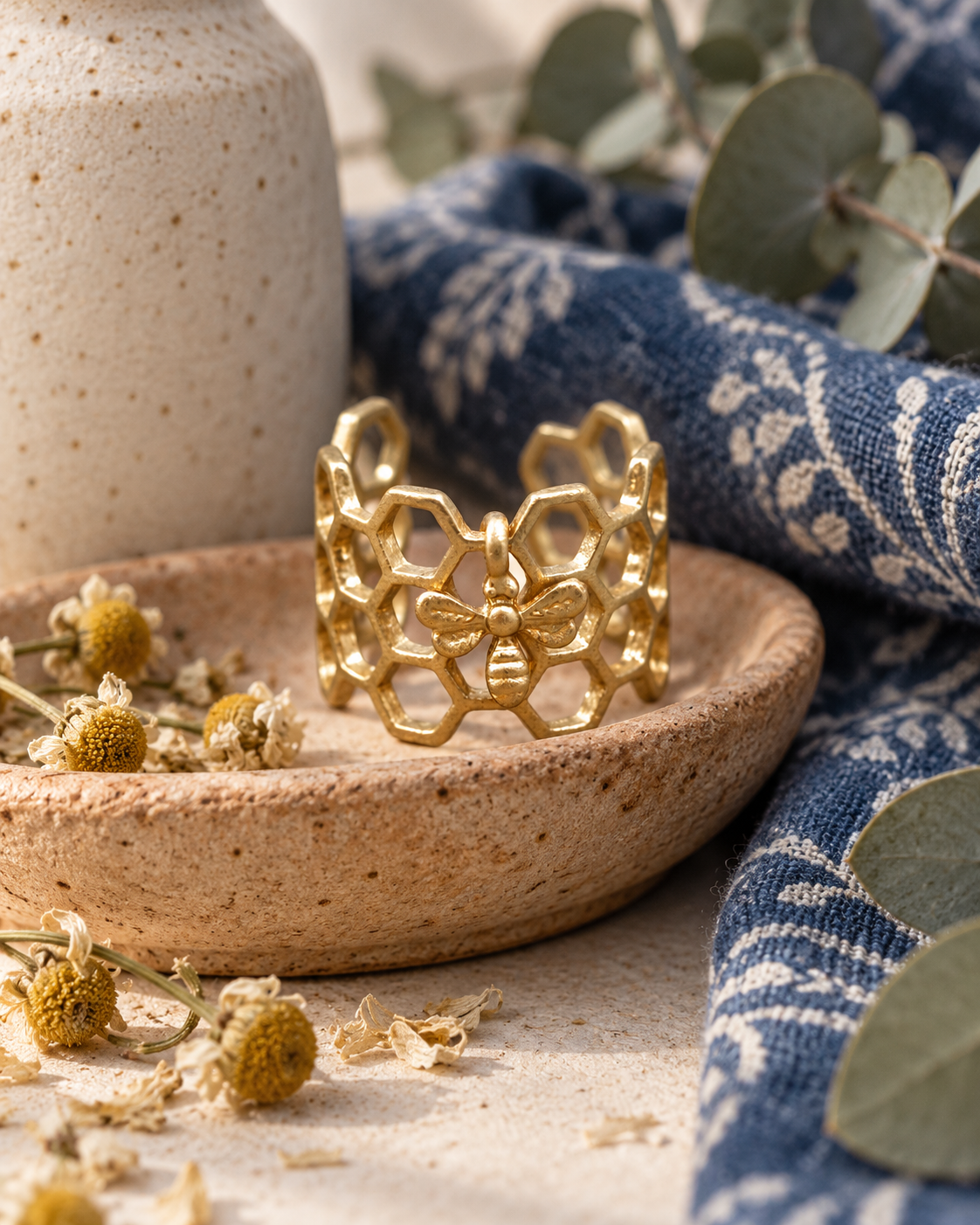 Creative Honeycomb Hexagonal Hollow Ring