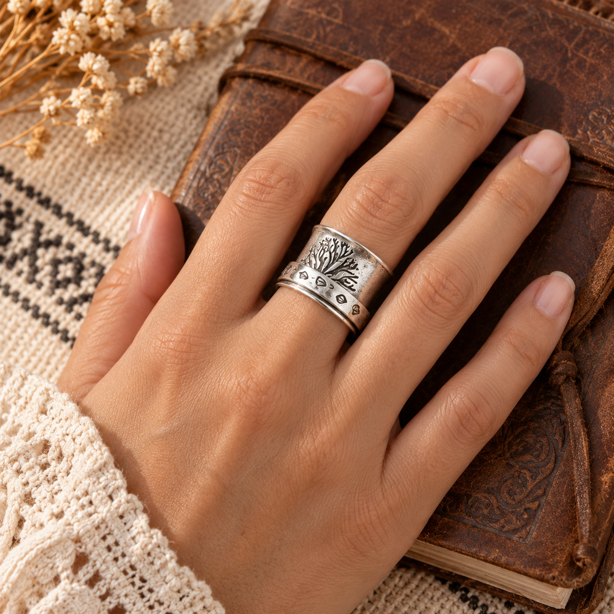 New Ccreative Rotating Life Tree Ring