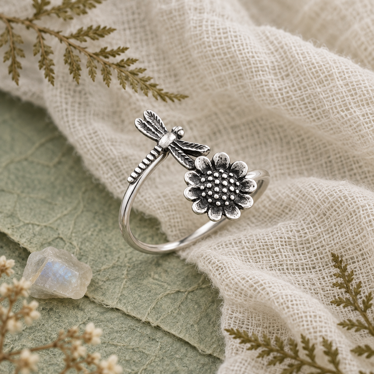 Sunflower Little Dragonfly Ring