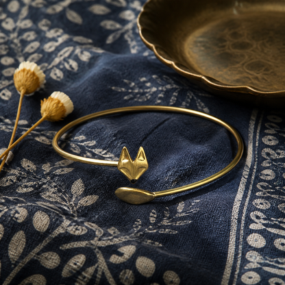Embossed Open Fox Bracelet