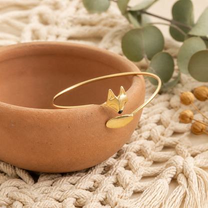 Embossed Open Fox Bracelet