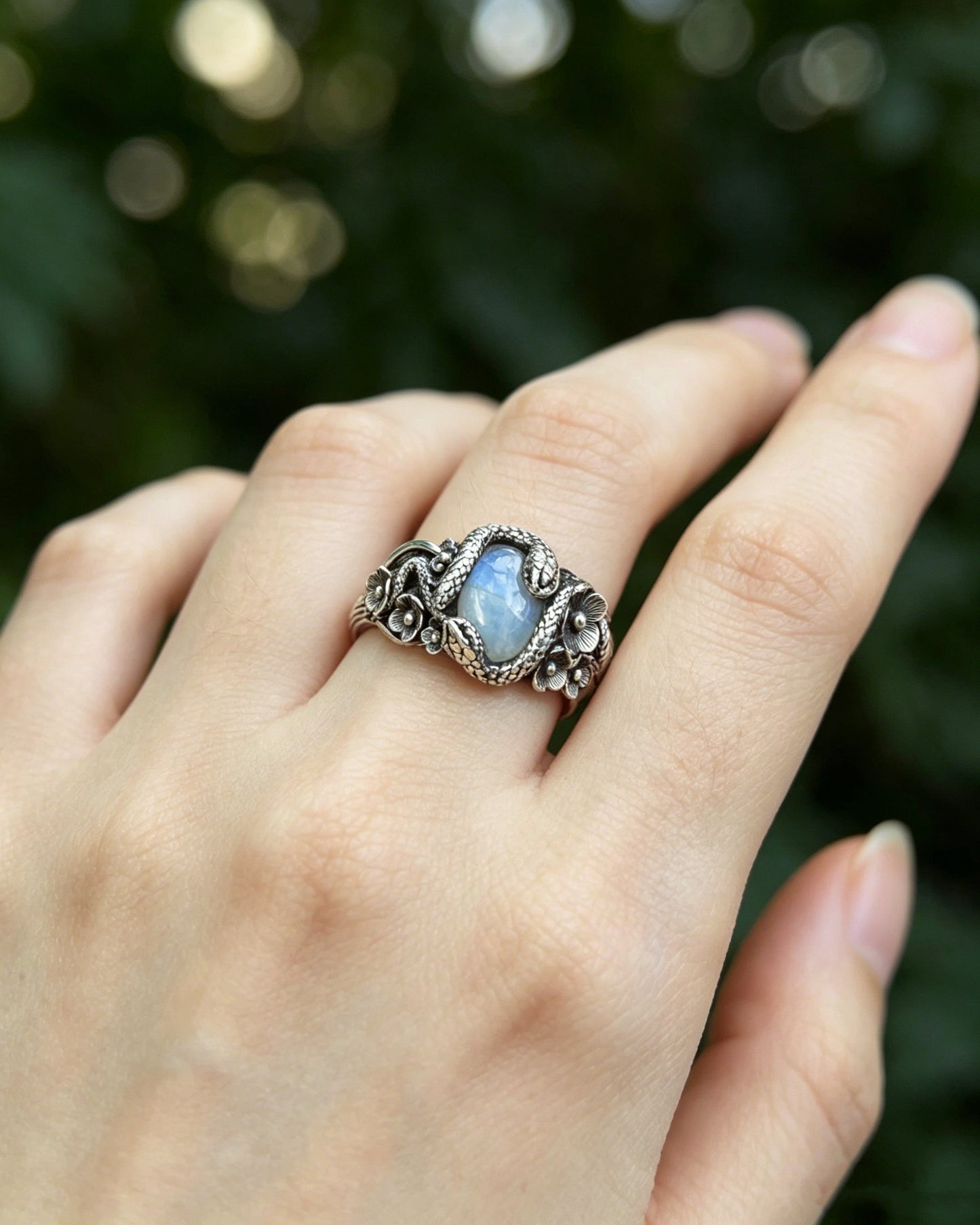 Double Snake Winding Flower Ring
