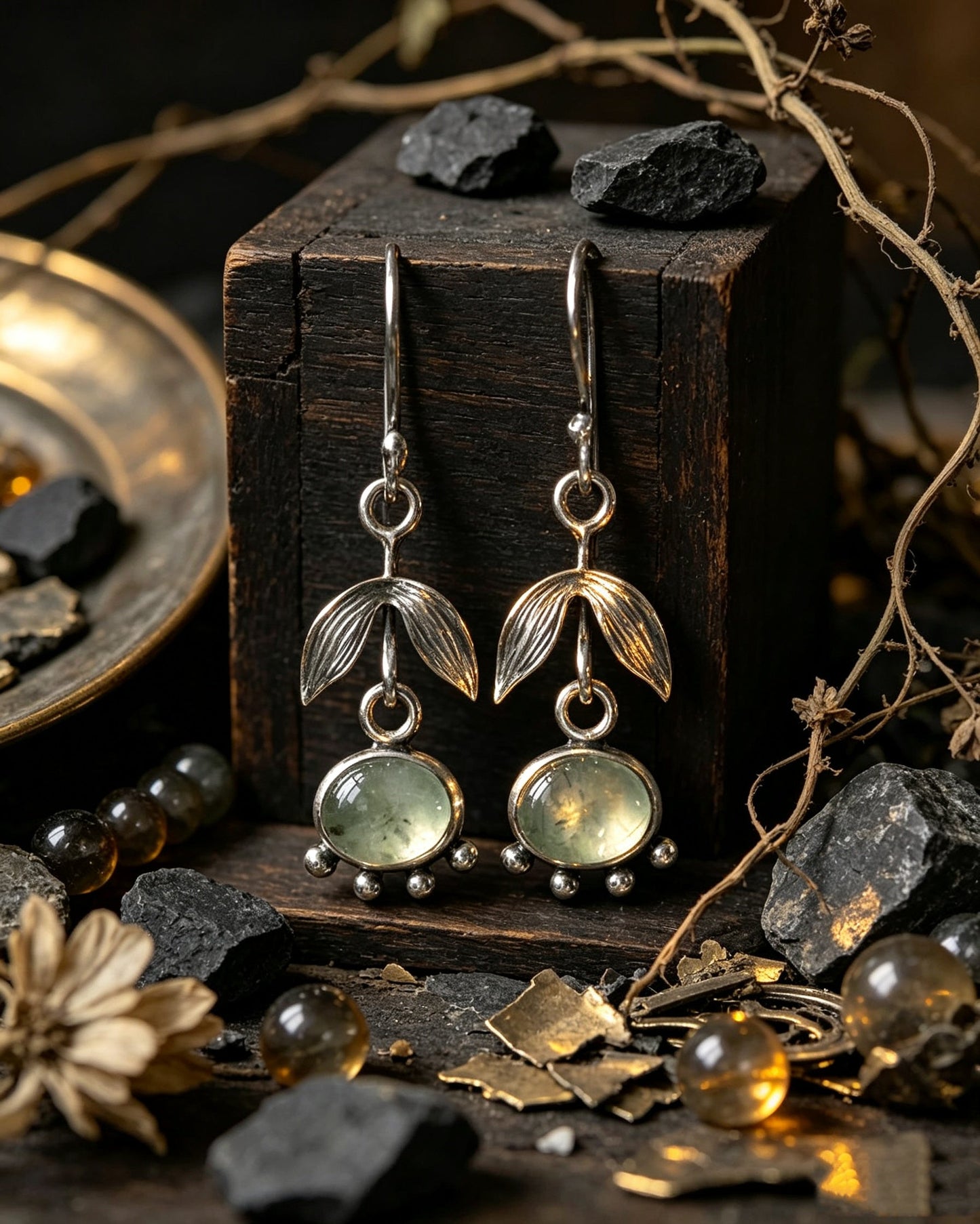Leaf-Shaped Eat's Eye Stone Earrings