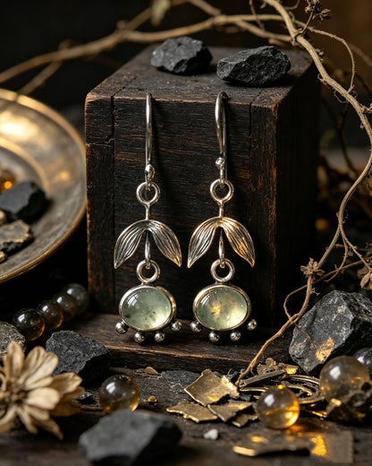 Leaf-Shaped Eat's Eye Stone Earrings