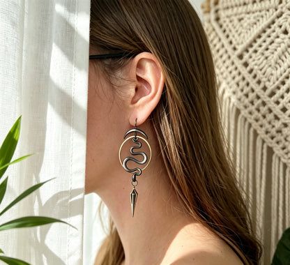 Geometric Snake-shaped Fashion Earrings
