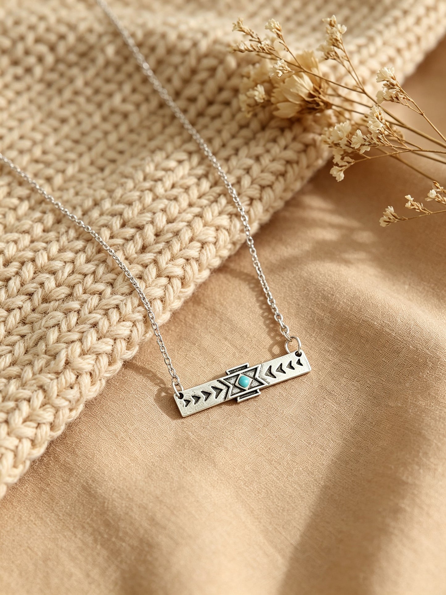 Single Arrow Pendant Necklace