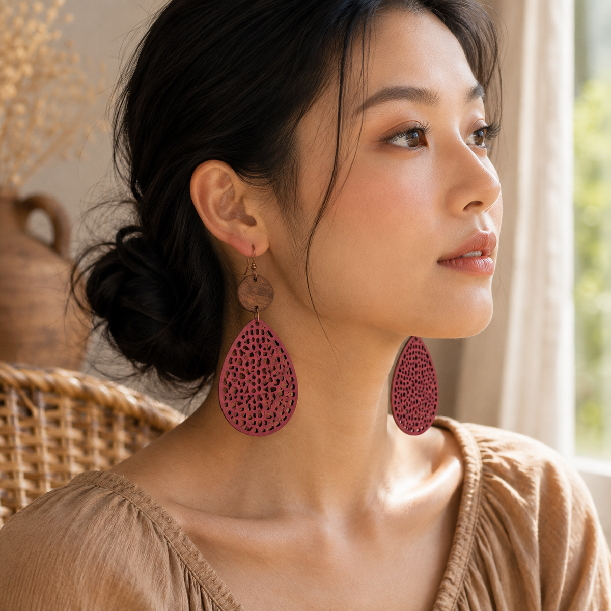 Retro Hollow Spider Web Wooden Pendant Earrings