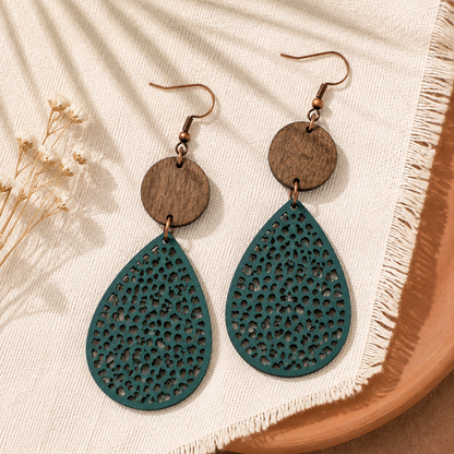 Retro Hollow Spider Web Wooden Pendant Earrings