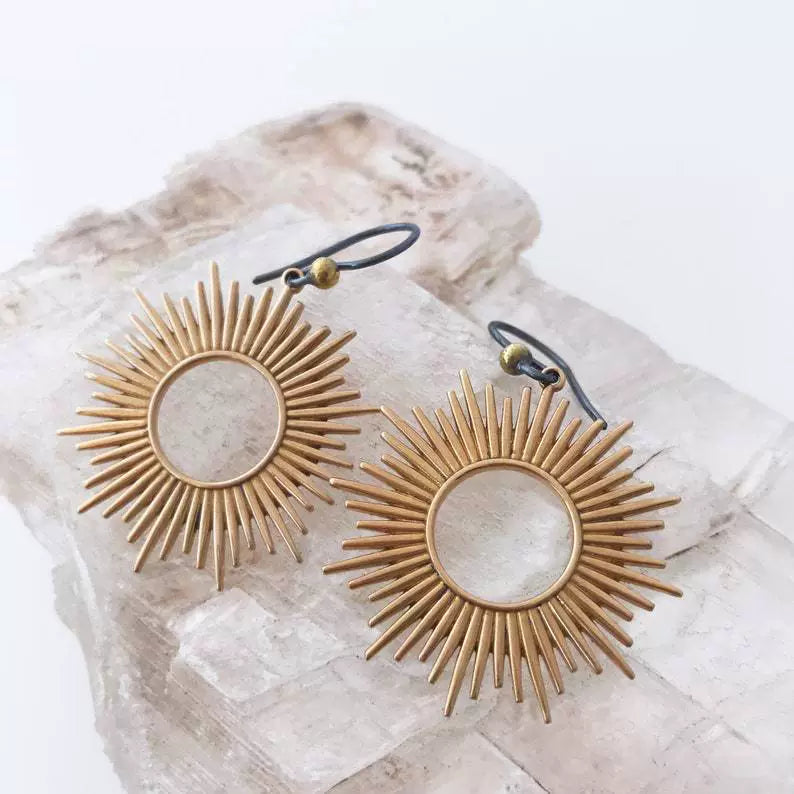 Recessed Sun Personality Earrings