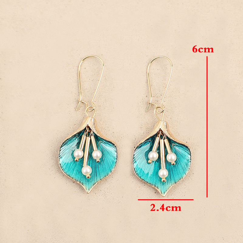 Pearl Flower Petal French-style Earrings