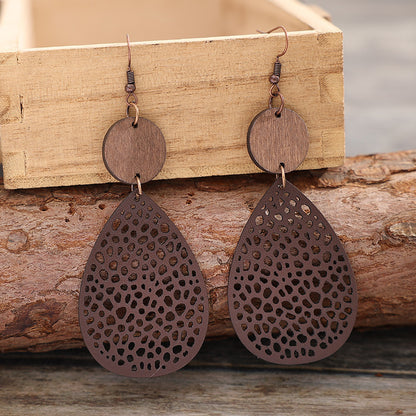 Retro Hollow Spider Web Wooden Pendant Earrings