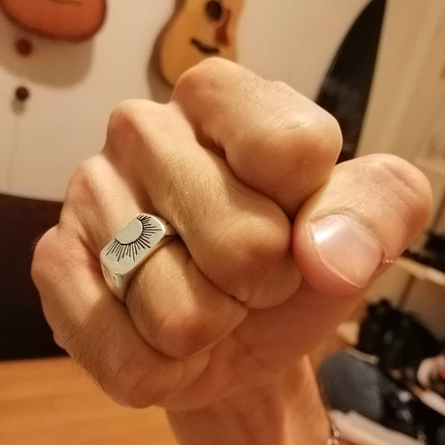 Sunrise Men's Vintage-Style Ring