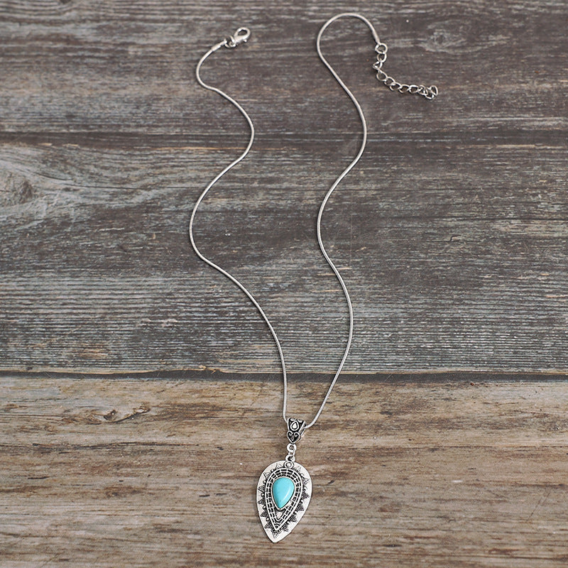 Engraved drop-Shaped Turquoise Necklace