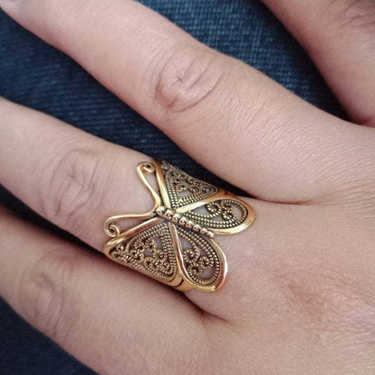 Retro Engraved Butterfly Ring